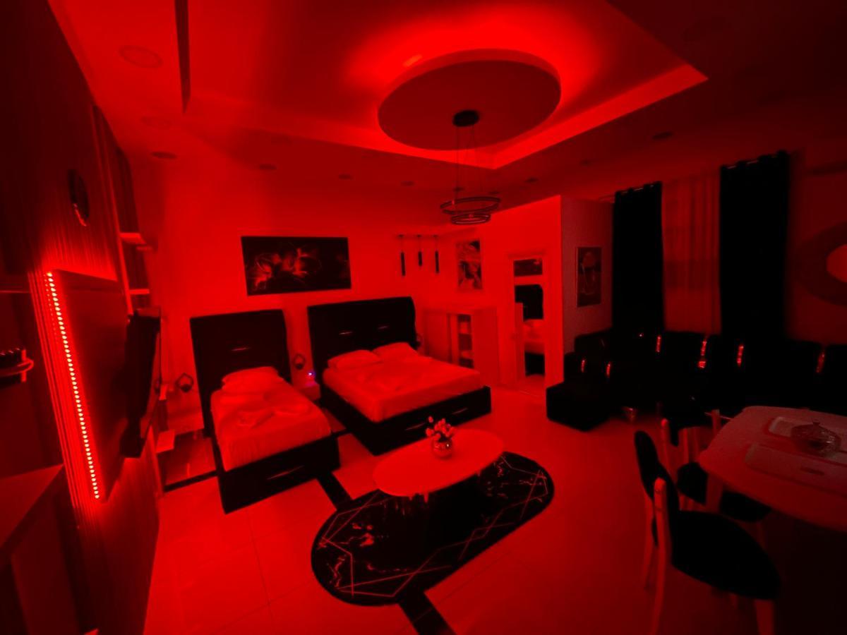 Esto'S Apartament Near Tirana Airport 1 - Self Checkin -Netflix - Free Parking Valias Exterior foto